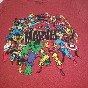 MARVEL UNIVERSE GRAPHIC TSHIRT